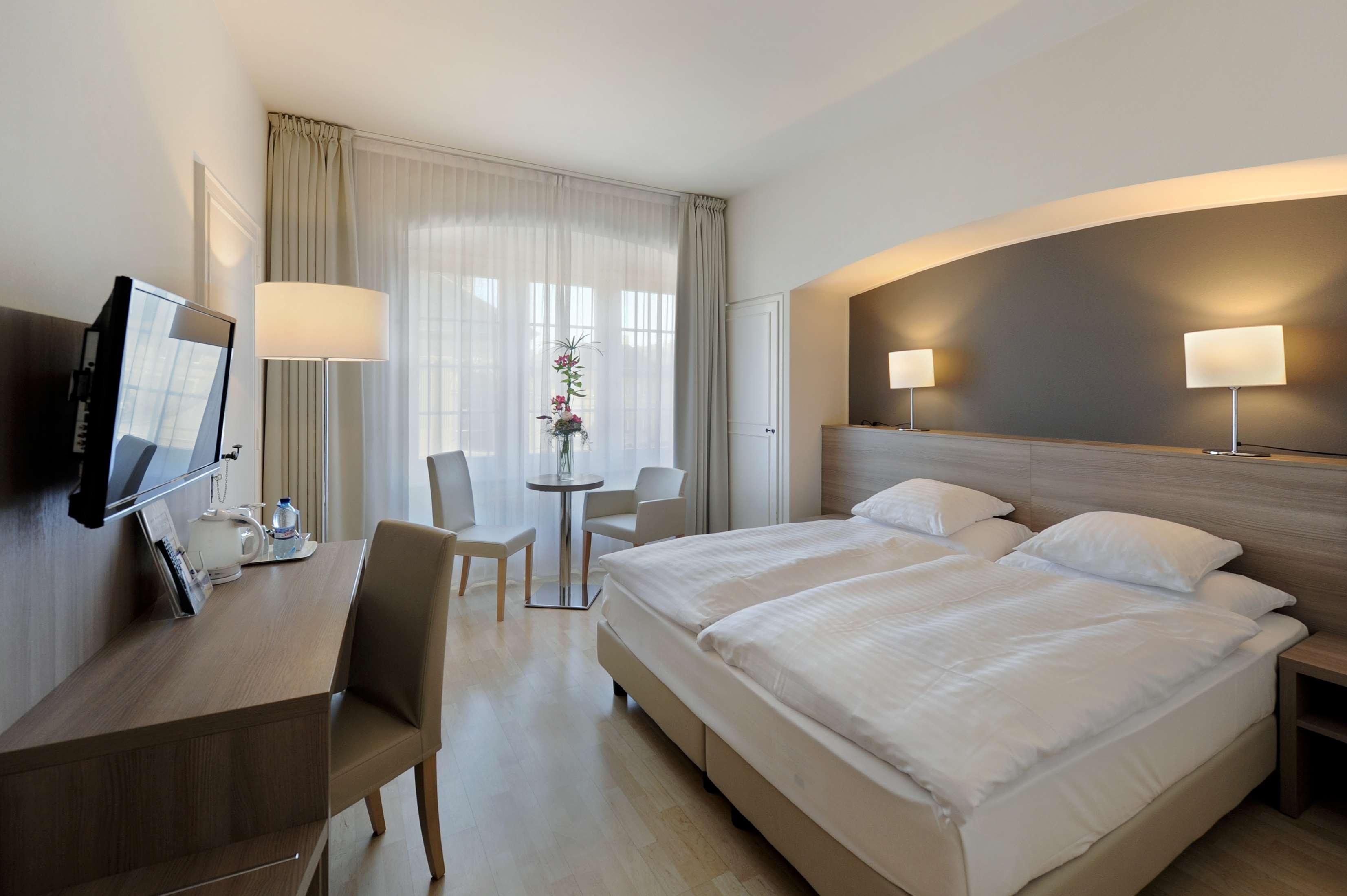 De La Rose Hotel 4*
